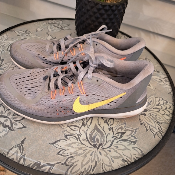 Nike Fitsole 8.5 - Picture 2 of 10